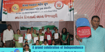 A grand celebration of Independence Day by Mangal Navkar Mahek Group