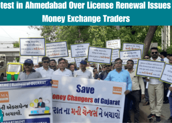 Protest in Ahmedabad Over License Renewal Issues for Money Exchange Traders