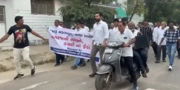 Locals Protest Against Proposed Makarpura Dumping Site