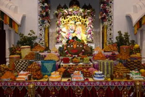 Divine Power! Govardhan Puja Triumphs in Bhadaj