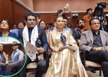 Ashvin Borad Honoured for Digital Marketing Award at FIIFF