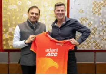 Gulf Giants Bring Emotional Twist With Simon Helmot Deal
