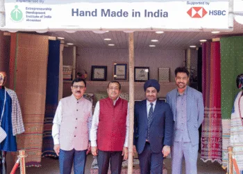 Hand Made in India Programme Benefits 1,500 Gujarat Weavers