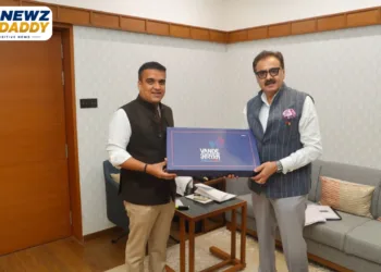 Vande Bharatam Gujarat Brings National Focus to Ahmedabad
